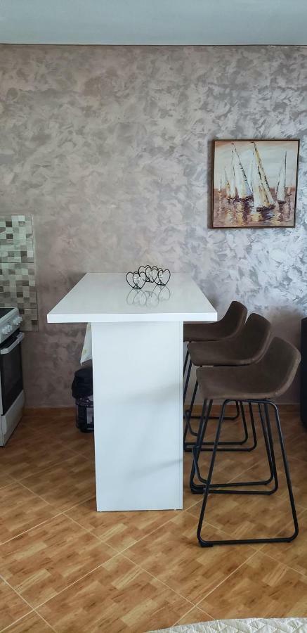 Oassis Apartment Bar Ngoại thất bức ảnh